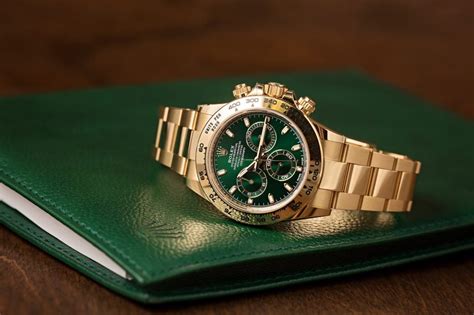 Rolex Daytona Green Dial Ultimate Buying Guide | Bob's Watches