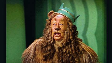 The Cowardly Lion from Wizard of Oz Figurines & Knick Knacks Art ...