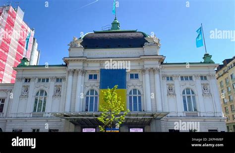 Hamburg city theater Stock Videos & Footage - HD and 4K Video Clips - Alamy