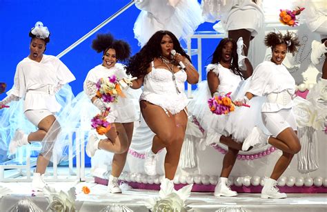 Lizzo Brings The House Down With BET Award Performance Of 'Truth Hurts'