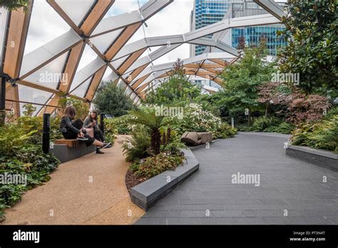 The Crossrail Place Roof Garden,Canary Wharf,London,England,UK Stock Photo - Alamy