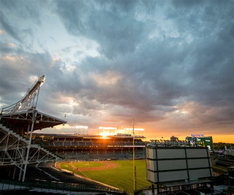 15% OFF Wrigley Rooftops Tickets - Chicago Cubs Season 2024