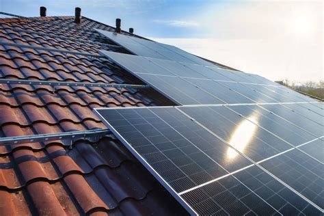 Solar panel grants in the UK - An updated guide for 2024