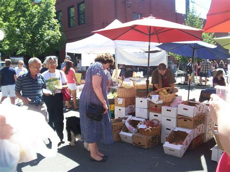 Tripping around Washington: Moscow Farmer's Market - Moscow Idaho