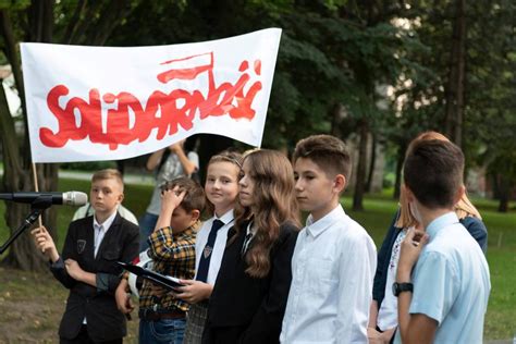 Solidarność 1980 – Szkoła Podstawowa nr 3 im. Mikołaja Kopernika