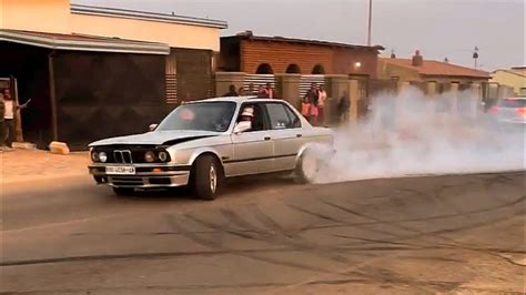 BMW 325i Gusheshe - YouTube