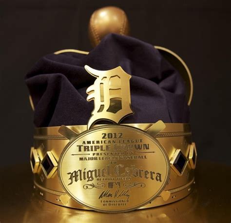 Miguel Cabrera gets Triple Crown trophy from MLB (Pictures) | Larry Brown Sports