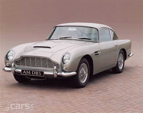 Aston Martin DB5 James Bond SKYFALL video preview | Cars UK