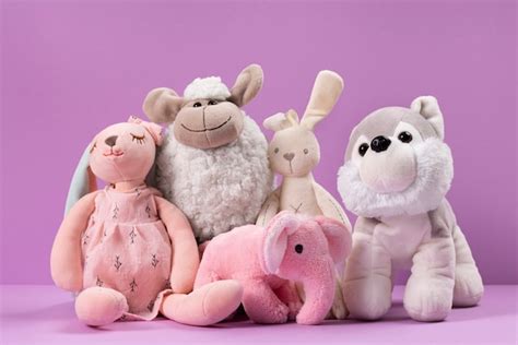 Free Photo | Cute plush toys arrangement