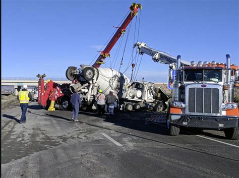 Fully loaded concrete truck overturns, spilling concrete on I-10 near Chandler