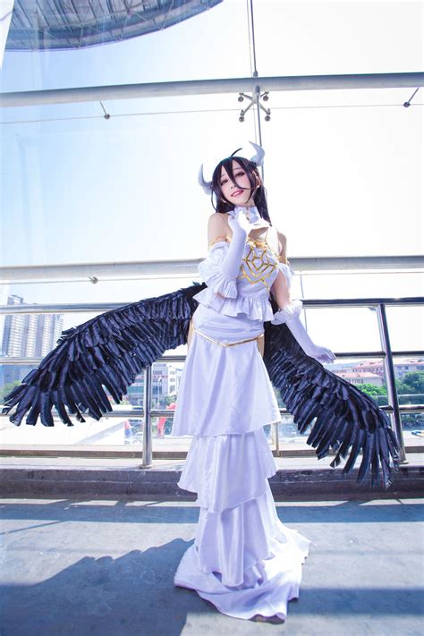 Albedo (Overlord) Cosplay : r/anime