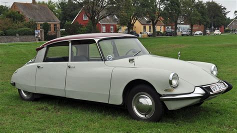 Citroën DS | Citroen ds, Citroen, Citroën ds 19