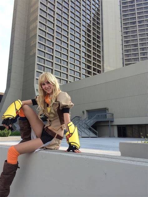 Yang Xiao Long RWBY Cosplay by Anatyla on DeviantArt