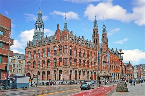 Magna Plaza - Amsterdam’s Neo-Gothic Shopping Mall - Go Guides