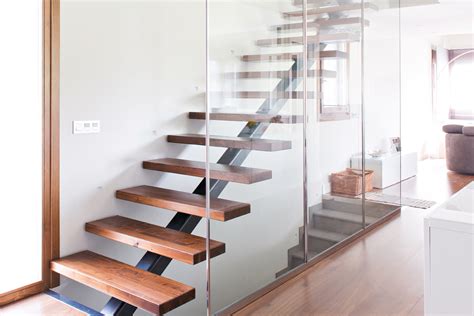 Escaleras de madera a medida. Jesfer, estructuras de madera