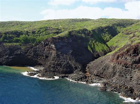 Kahoolawe | Island, Map, History, Bombing, & Restoration | Britannica