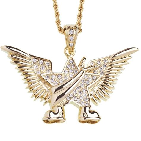 Hip Hop Jewelry to Attract More Attention | Pouted.com