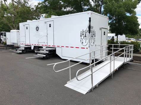 Luxury Restroom Trailers | Bathroom Trailer Rentals in OR & WA