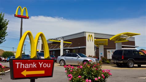 McDonald’s plans up to 400 new stores in 2023 - as CEO said 'uncertainties' will mean major ...