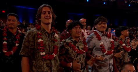 Lahainaluna High School Football Team named honorary Super Bowl captains