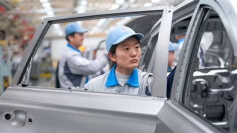 China overtakes Japan as world’s top car exporter – Sri Lanka Mirror ...