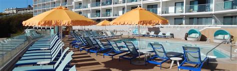 Santa Cruz Hotels on the Beach | Pool | Dream Inn Santa Cruz