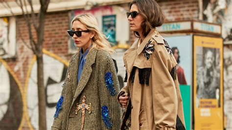 7 Habits Of Highly Stylish People (That You Can Steal For Yourself) | StyleCaster