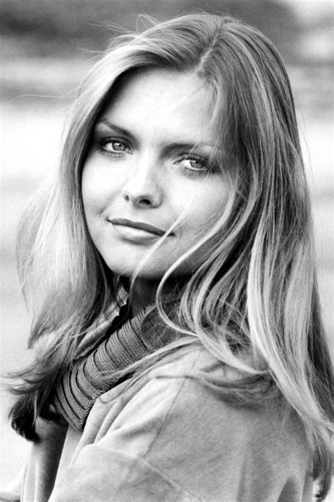 #TheLIST: '80s Beauty Icons | Michelle pfeiffer, Beauty icons, Michelle