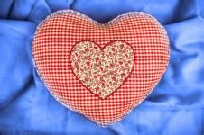 Single Red Heart Free Stock Photo - Public Domain Pictures