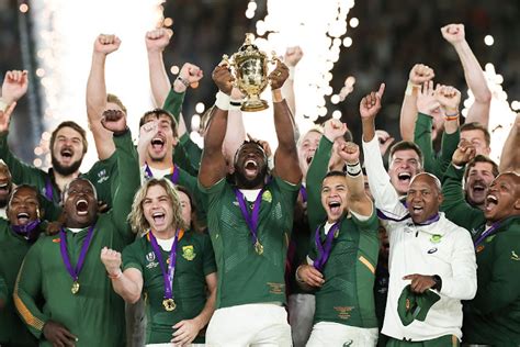 Vermeulen tells Kolisi: ‘It’s fantastic to see you lift the trophy’