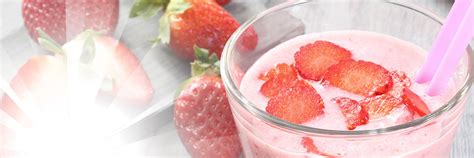 Glucerna Strawberry Fruit Smoothie | Glucerna®