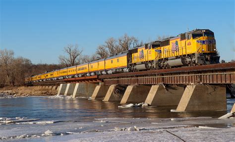 News photo: Union Pacific's Super train - Trains