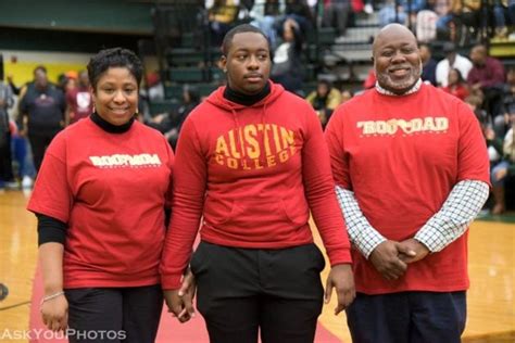 DeSoto ISD Athletes Sign National Letters Of Intent - Focus Daily News