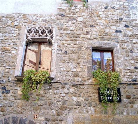 The Jewish Quarter in Besalú: 11 reviews and 23 photos