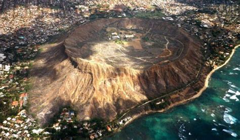 Diamond Head Volcano Tour (Self Guided), Honolulu, Hawaii