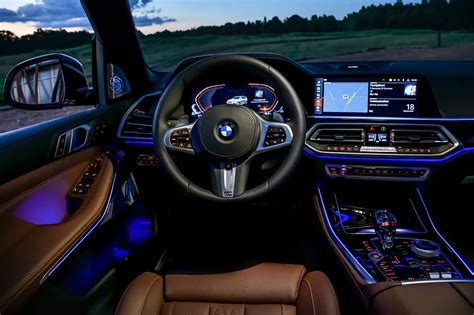 Your 2019 BMW X5 Photo Gallery Is Here And It's Huge | Bmw suv, Bmw x5, Bmw dealership