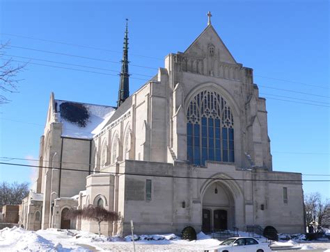 File:Grand Island (Nebraska) cathedral from SE 3.JPG - Wikimedia Commons