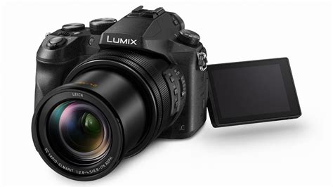 Review Panasonic FZ2000 - Focus Review