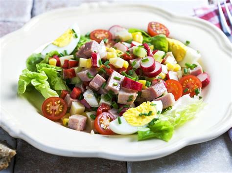 Ham and Egg Chopped Salad Recipe | EatSmarter