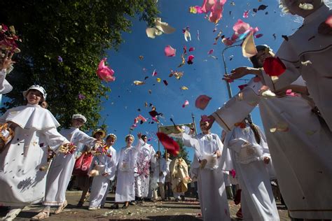 Why Catholics have a special feast for the Eucharist