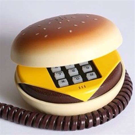 Hamburger Phone(: #Juno I wish I could find one.