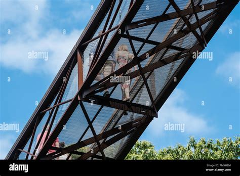 Tree Top Walkway - Kew Gardens Stock Photo - Alamy