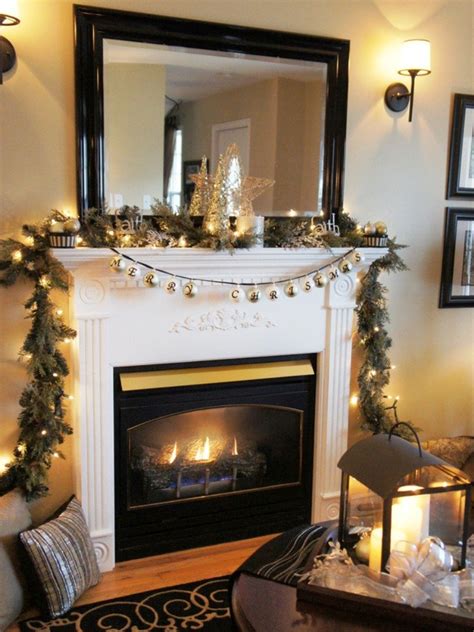 20 Awesome Christmas Fireplace Mantel Decoration Ideas - Instaloverz