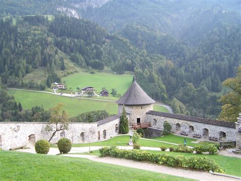 Hohenwerfen Castle. Where you can see Falconry @ it's best! | Hohenwerfen castle, Travel photos ...