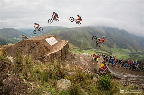 Red Bull Hardline Finals Photo Epic - Pinkbike