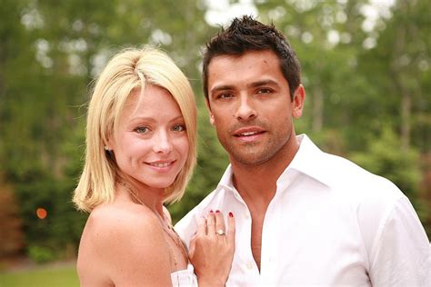 Story about Kelly Ripa's Engagement Ring That She Received from Husband 10 Years after Wedding