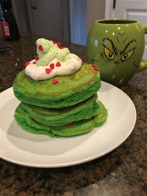 Copycat IHOP Grinch Pancakes Recipe – 99easyrecipes