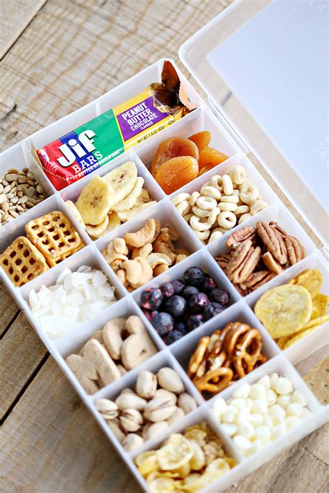 Printable: Road Trip Snacks Container - See Vanessa Craft