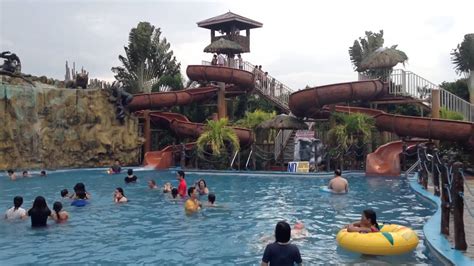 8 Waves Waterpark Hotel San Rafale Bulacan by HourPhilippines.com - YouTube