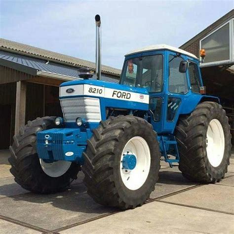 Ford 8210 4x4 | Ford tractors, Tractors, Classic tractor